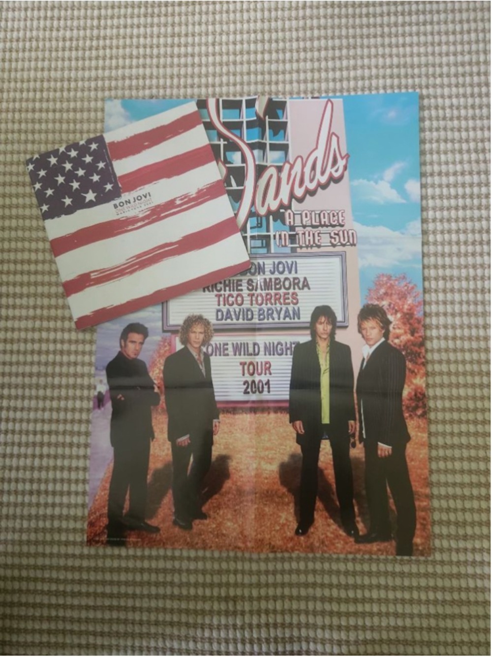 BON JOVI 2001 One Wild Night World Tour Concert Program Book Souvenir & Poster